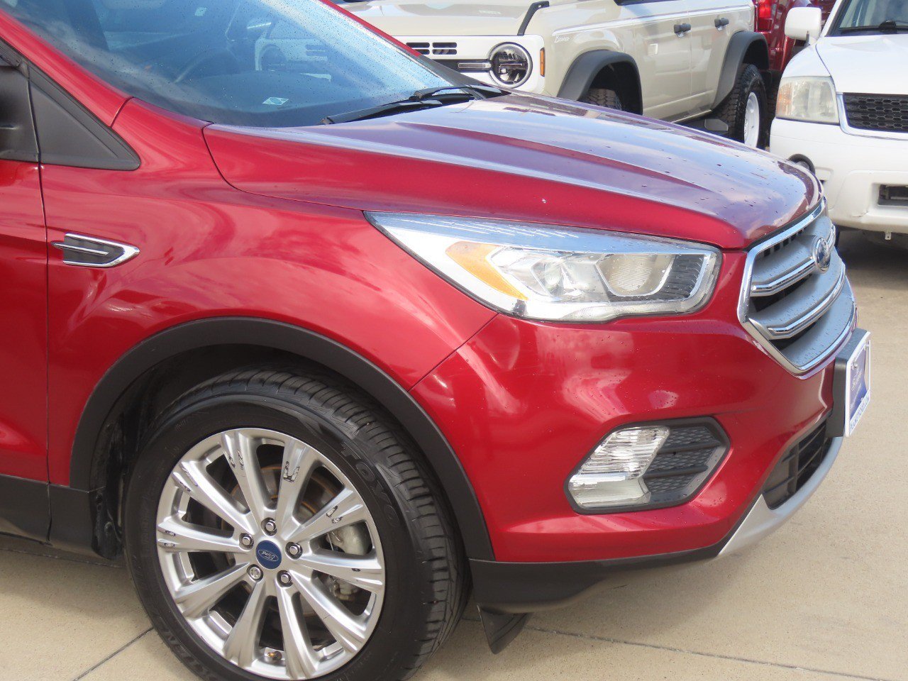 Certified 2017 Ford Escape Titanium FWD image 5