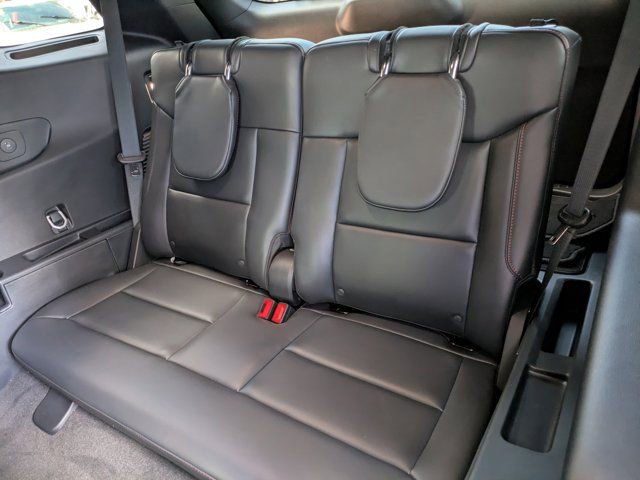 Certified 2025 Ford Explorer ST w/ Sun And Sound Package image 15