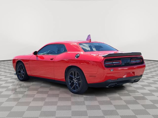 Used 2022 Dodge Challenger R/T RWD image 4