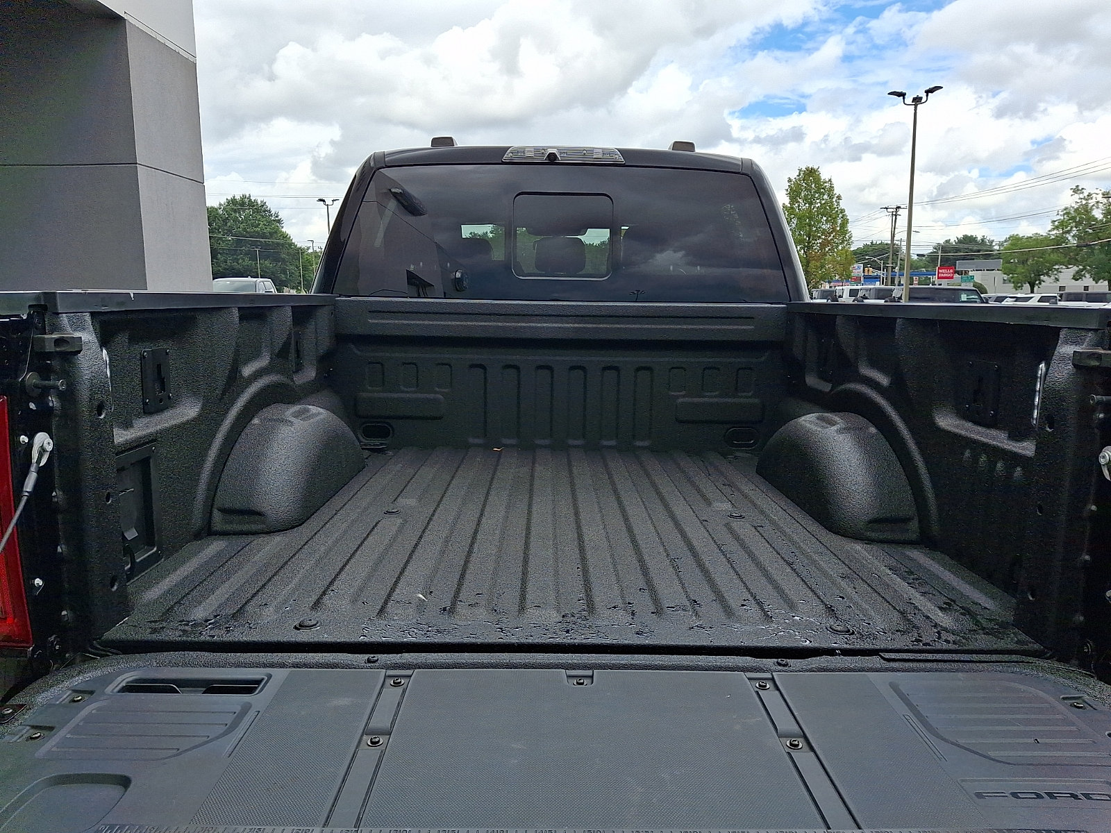 Certified 2022 Ford F150 Raptor w/ Equipment Group 801A High AWD/4WD image 29