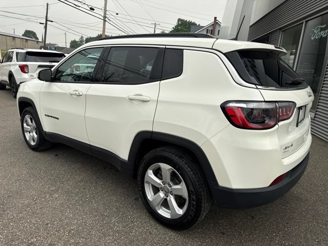 Used 2021 Jeep Compass Latitude w/ Sun and Sound Group AWD/4WD image 8