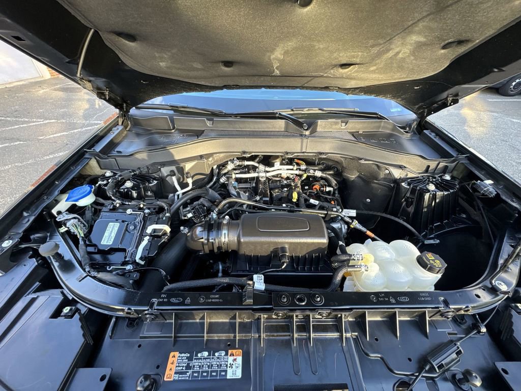 Certified 2022 Ford Explorer XLT w/ Equipment Group 202A image 26