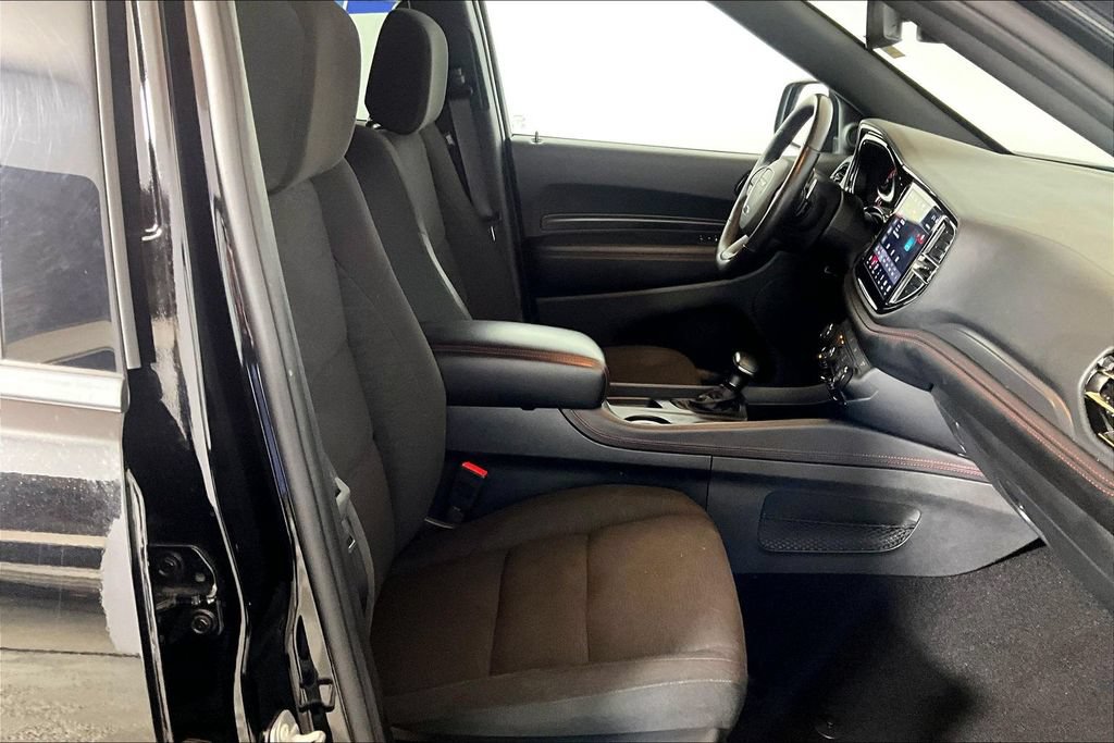 Used 2025 Dodge Durango GT RWD image 6