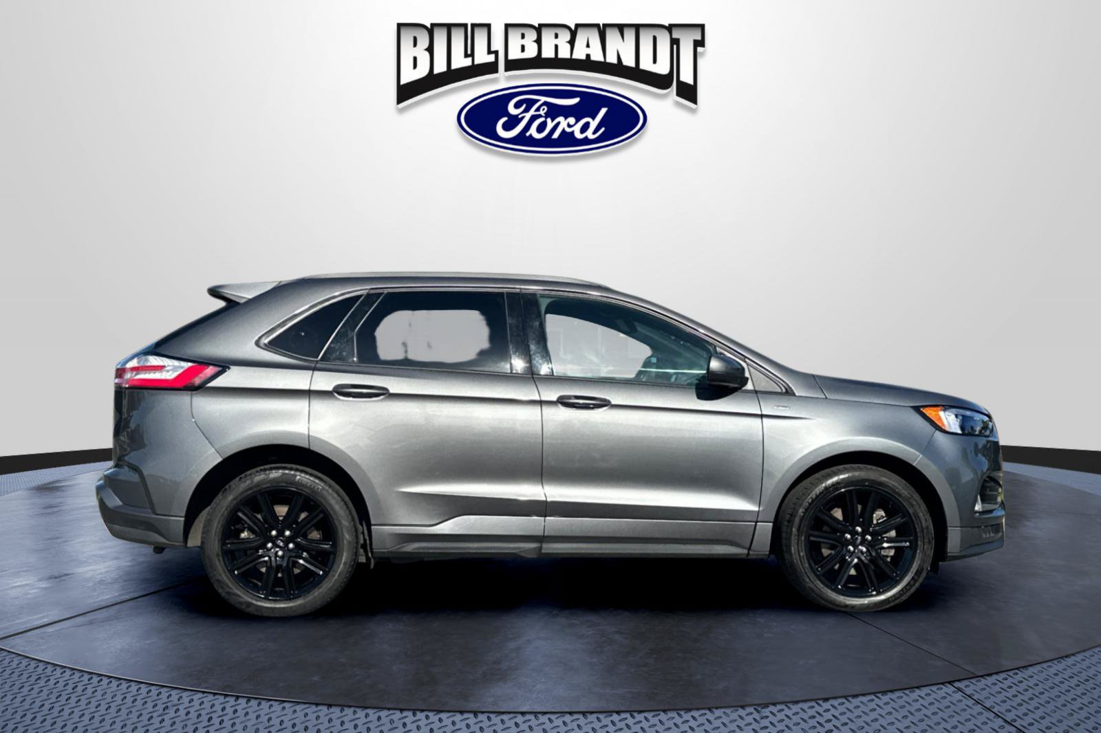 Certified 2023 Ford Edge ST-Line AWD/4WD image 2