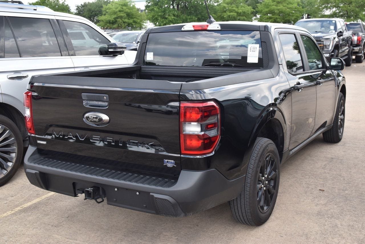 Certified 2024 Ford Maverick XLT w/ XLT Luxury Package FWD image 7