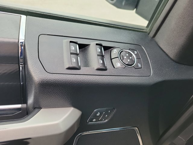 Certified 2019 Ford F150 Lariat w/ Equipment Group 502A Luxury AWD/4WD image 17