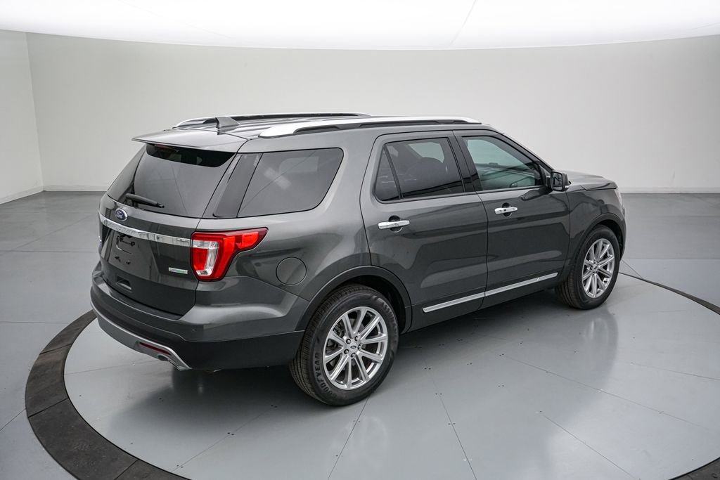 Certified 2017 Ford Explorer Limited image 4