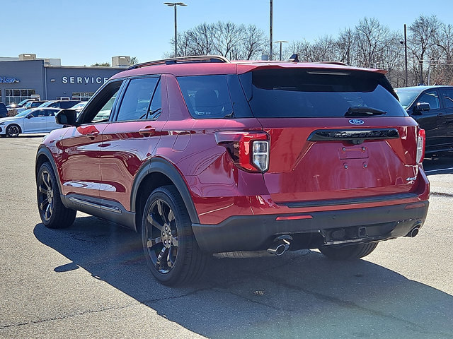 Certified 2023 Ford Explorer ST-Line w/ Class IV Trailer Tow Package image 7