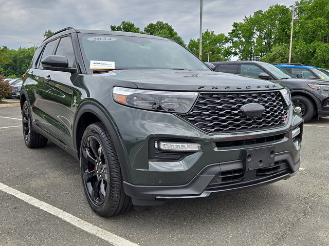 Certified 2024 Ford Explorer ST w/ Equipment Group 401A AWD/4WD image 2