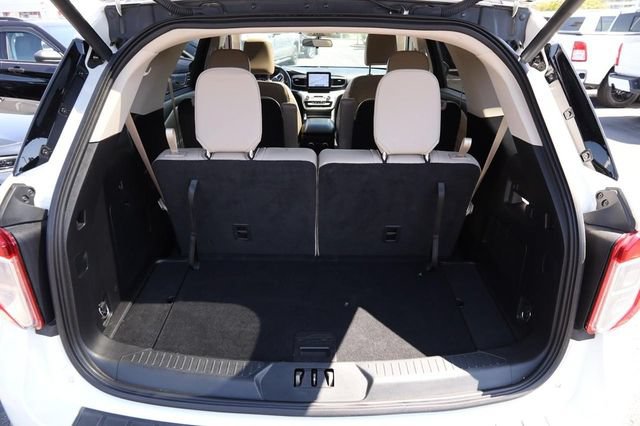 Certified 2021 Ford Explorer XLT w/ Equipment Group 202A AWD/4WD image 7