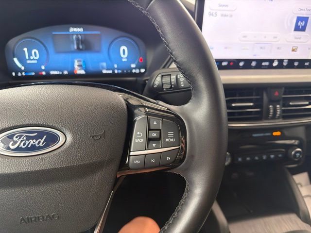 Certified 2024 Ford Escape Platinum AWD/4WD image 24