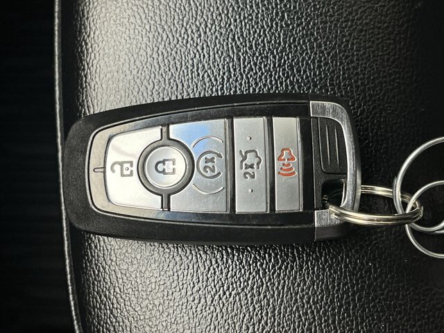 Certified 2020 Ford Edge SEL w/ Convenience Package FWD image 29