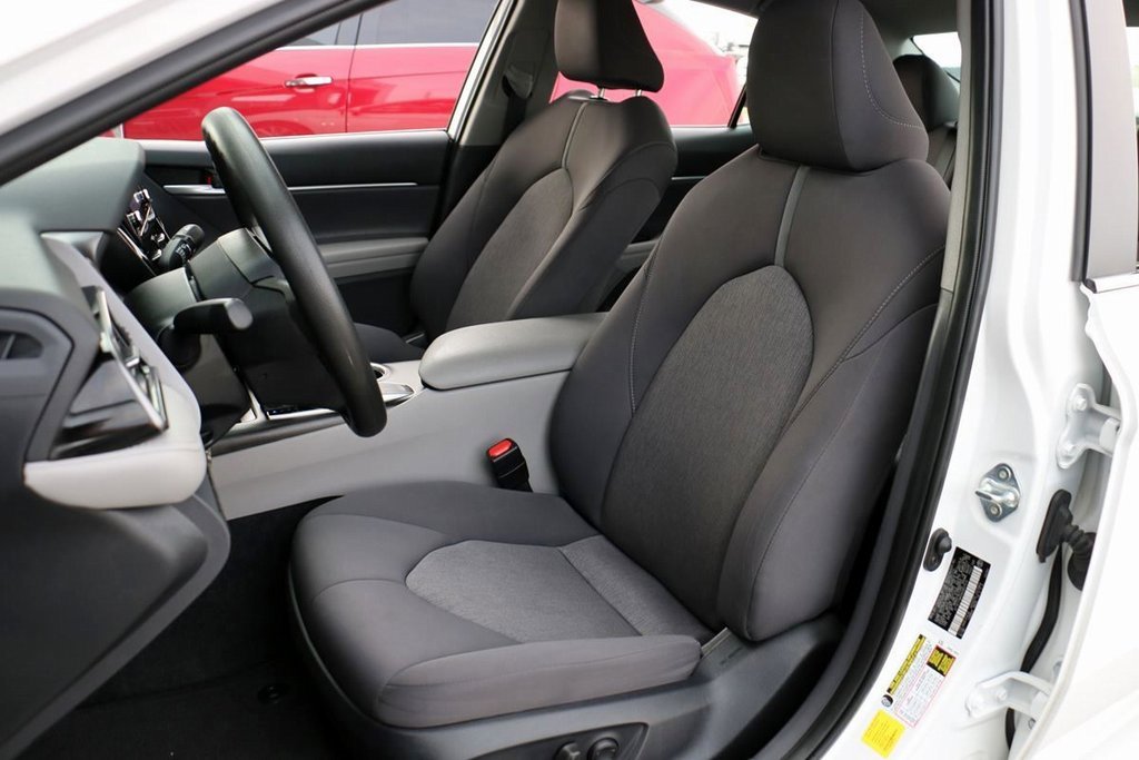 Used 2024 Toyota Camry LE image 17