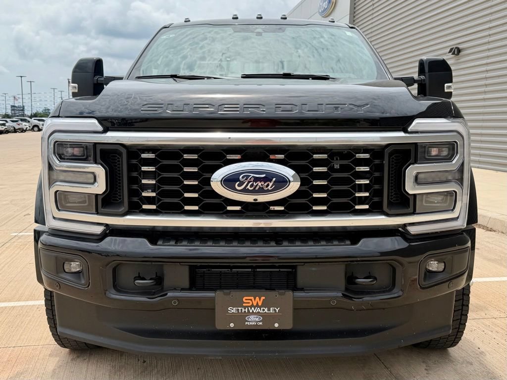 Certified 2026 Ford F450 Platinum w/ FX4 Off-Road Package AWD/4WD image 4