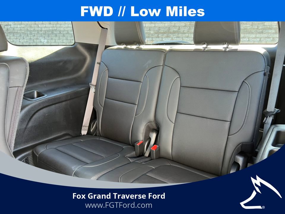 Used 2023 GMC Acadia SLT image 6