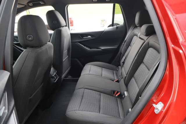 Used 2026 Chevrolet Equinox LT AWD/4WD image 24