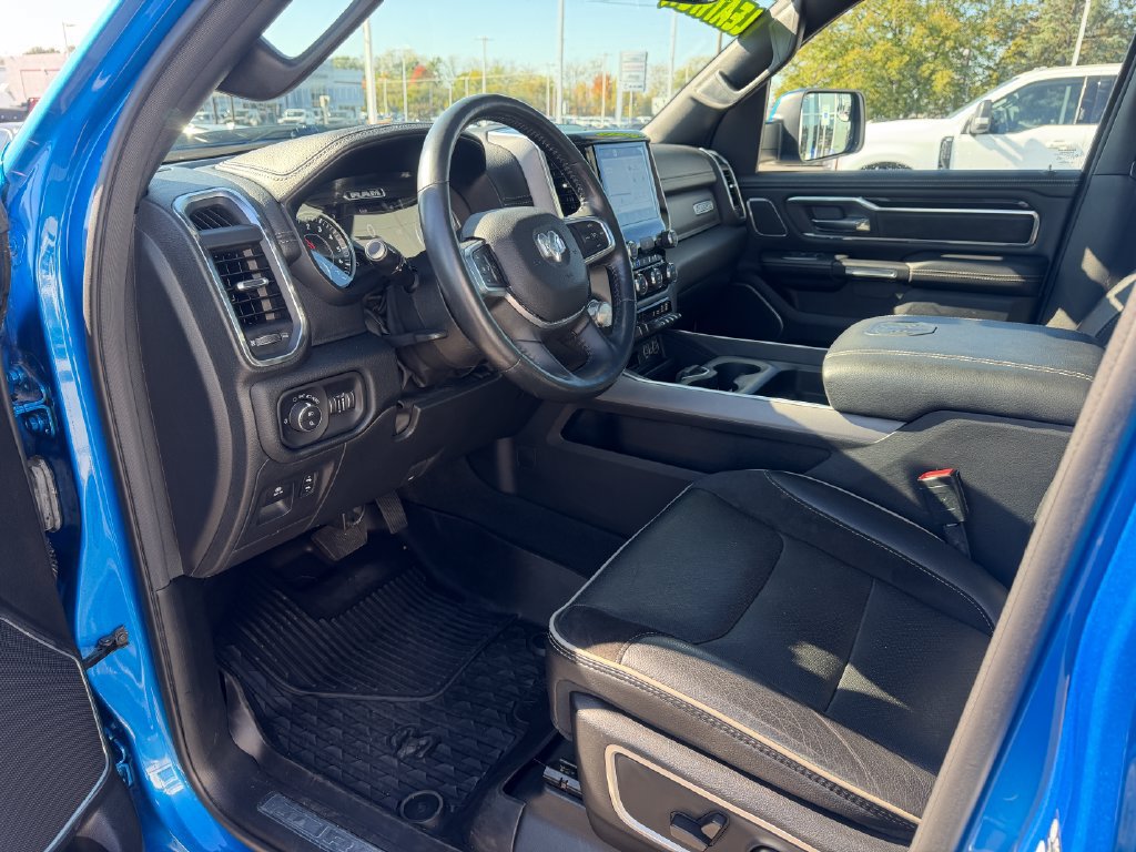 Used 2022 RAM 1500 Laramie AWD/4WD image 14