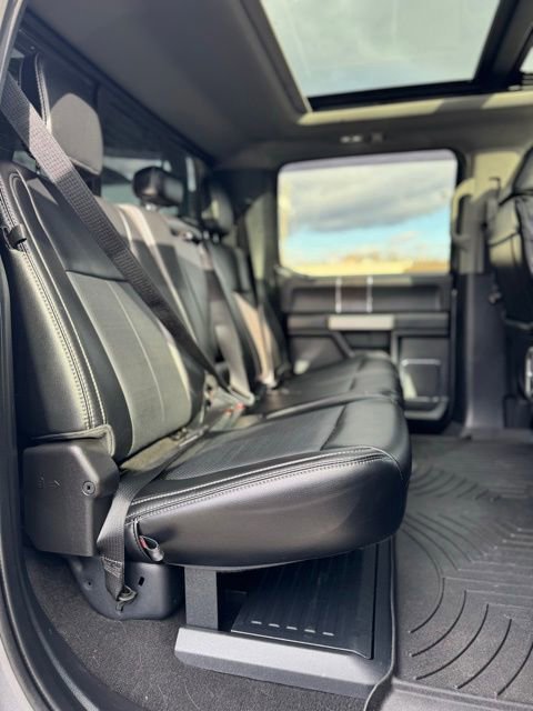 Certified 2021 Ford F350 Lariat w/ Chrome Package image 27