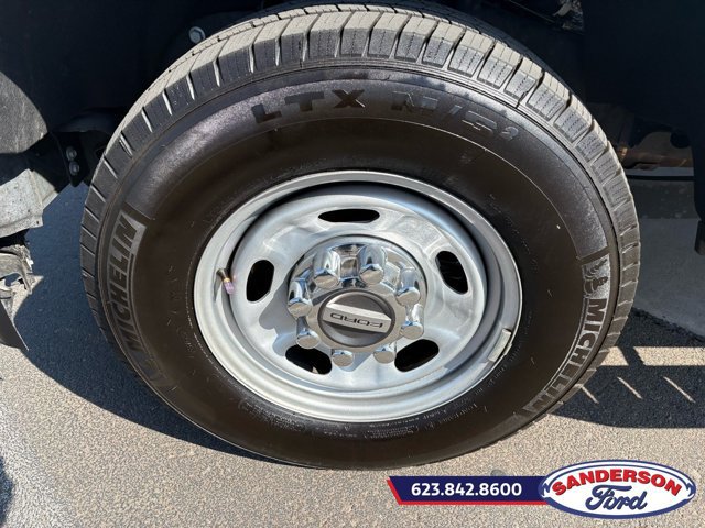 Certified 2024 Ford F250 XL w/ XL Chrome Package RWD image 10