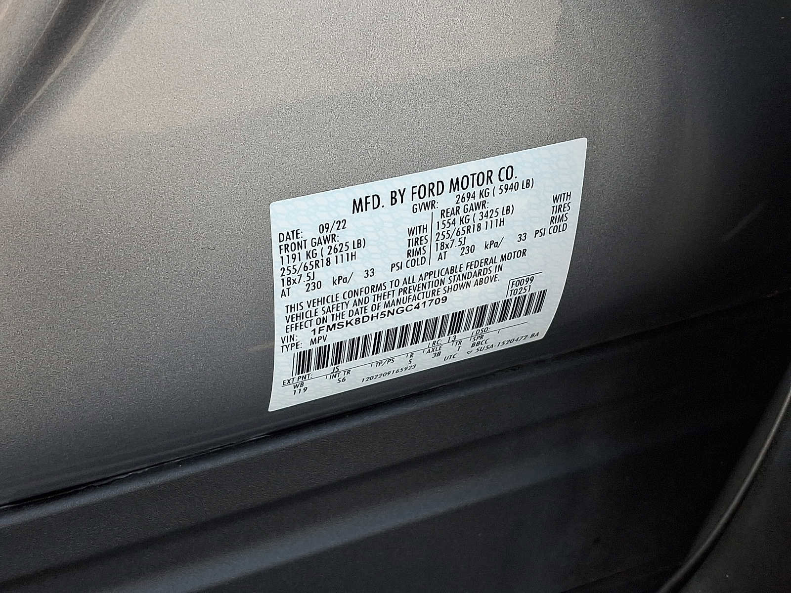 Certified 2022 Ford Explorer XLT w/ Equipment Group 202A image 28