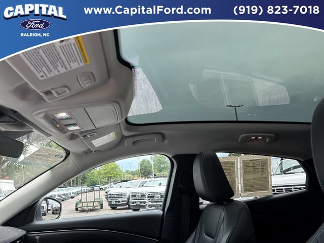 Certified 2025 Ford Mustang Mach-E Premium AWD/4WD image 22