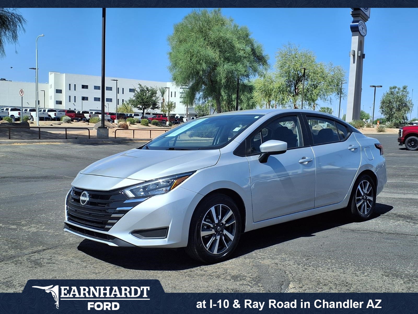 Used 2025 Nissan Versa SV w/ Trunk Package FWD image 1