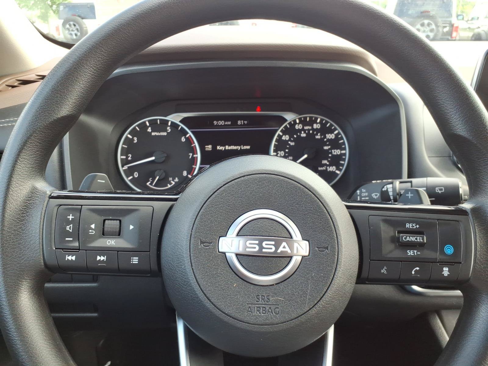 Used 2022 Nissan Rogue SV AWD/4WD image 17