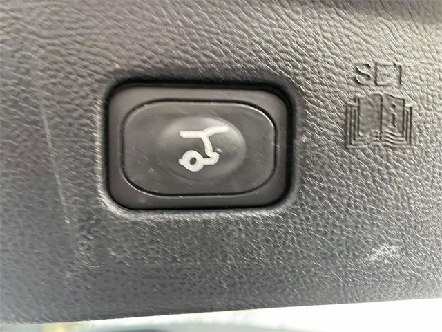 Certified 2022 Ford Edge Titanium image 34