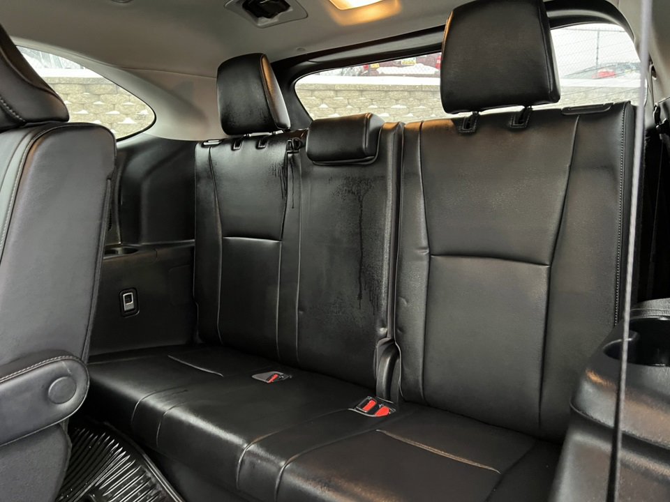 Used 2023 Toyota Highlander Limited image 7