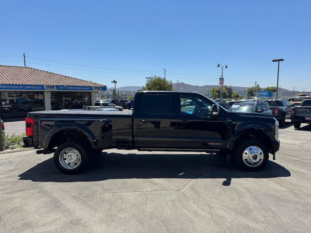 Certified 2026 Ford F450 Platinum w/ FX4 Off-Road Package AWD/4WD image 4