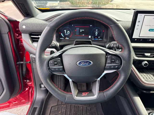 Certified 2025 Ford Explorer ST AWD/4WD image 15
