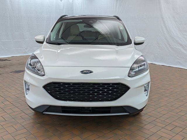 Certified 2022 Ford Escape SEL w/ Technology Package AWD/4WD image 2
