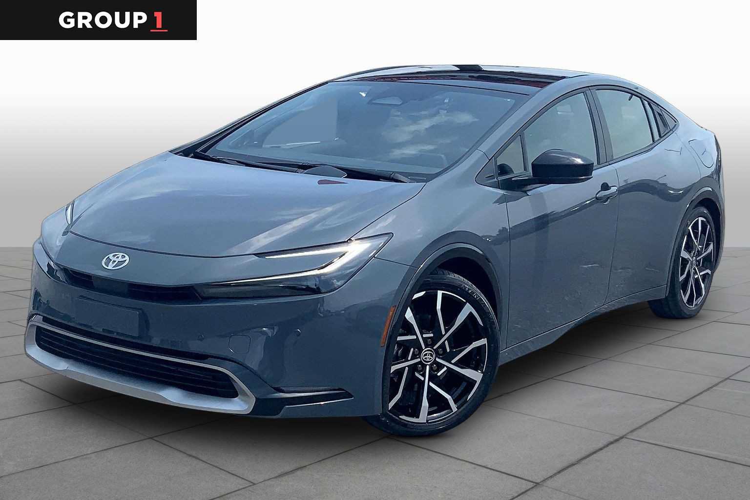 Used 2024 Toyota Prius Prime Premium FWD image 1