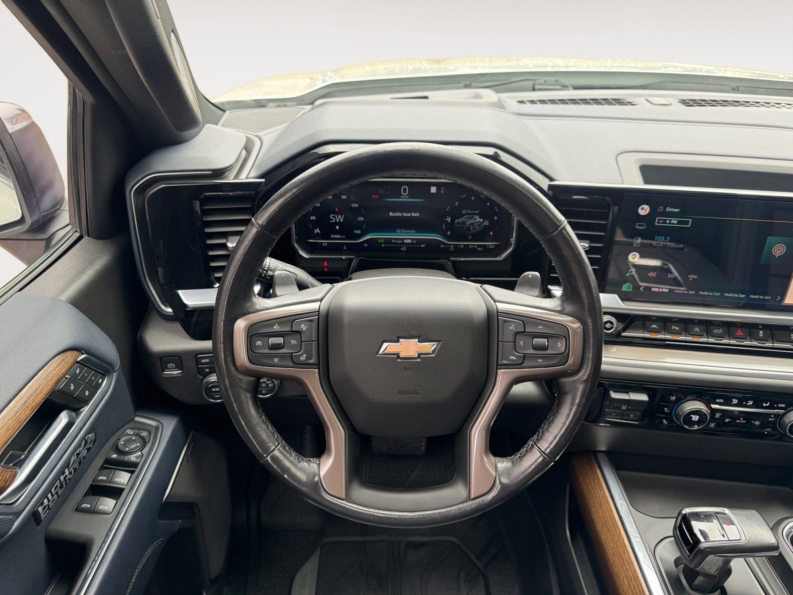 Used 2022 Chevrolet Silverado 1500 High Country w/ High Country Premium Package image 13