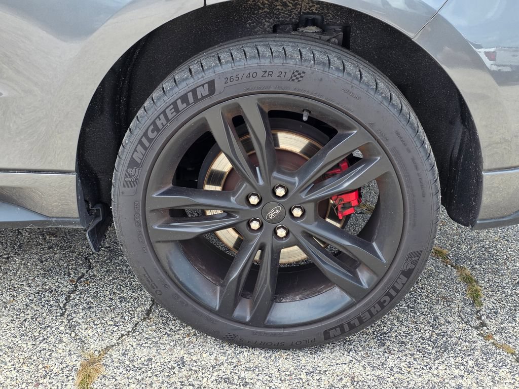 Certified 2022 Ford Edge ST w/ Equipment Group 401A AWD/4WD image 13