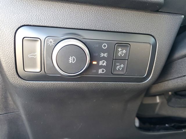 Certified 2022 Ford Escape Titanium w/ Class II Trailer Tow Package image 22