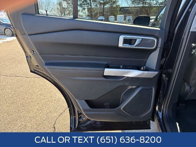 Certified 2022 Ford Explorer XLT w/ Equipment Group 202A image 33