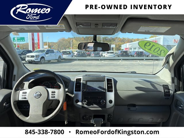 Used 2019 Nissan Frontier SV AWD/4WD image 12