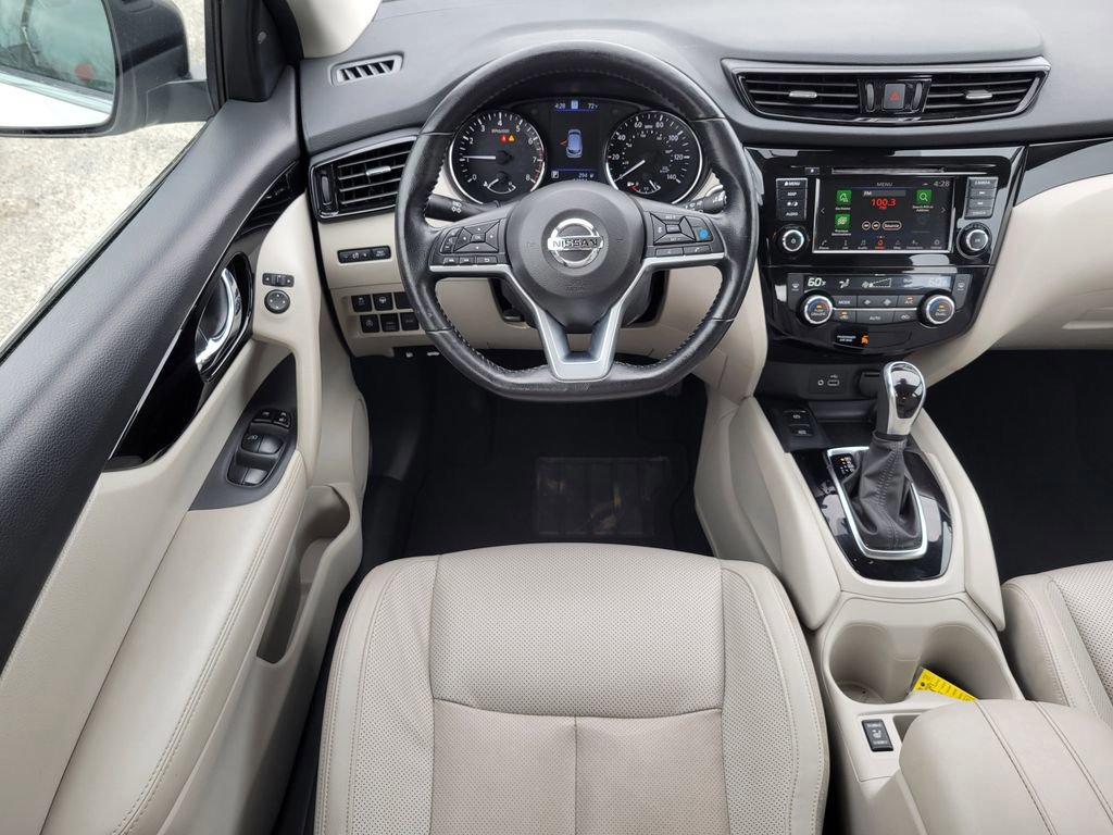 Used 2022 Nissan Rogue Sport SL image 17