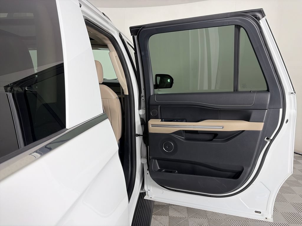 Certified 2024 Ford Expedition Max Limited AWD/4WD image 29