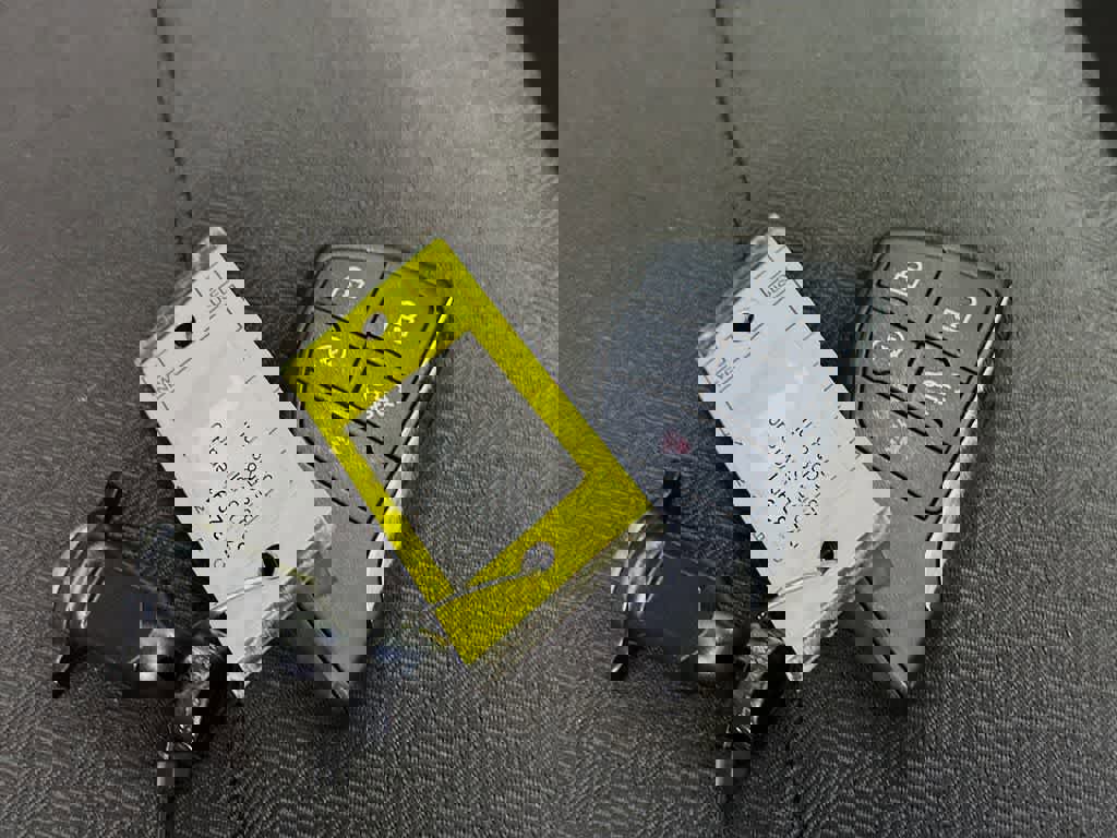 Used 2025 Chevrolet Silverado 1500 LT image 24