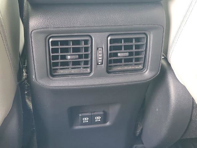 Used 2021 Toyota RAV4 XLE Premium image 19