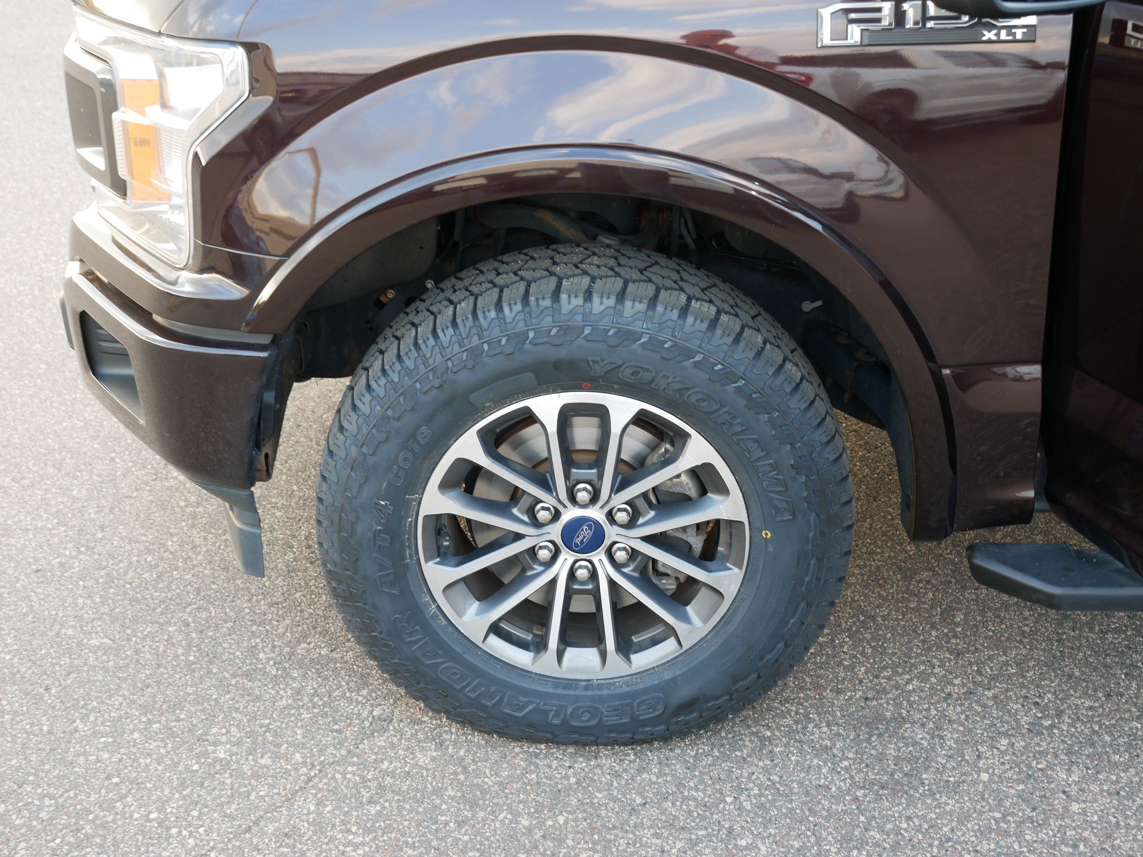 Certified 2019 Ford F150 XLT w/ Equipment Group 302A Luxury AWD/4WD image 15