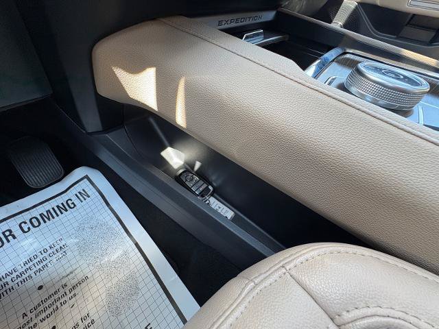 Certified 2024 Ford Expedition Limited AWD/4WD image 25