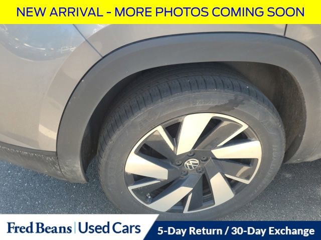 Used 2024 Volkswagen Atlas Cross Sport SE w/ Panoramic Sunroof Package AWD/4WD image 20