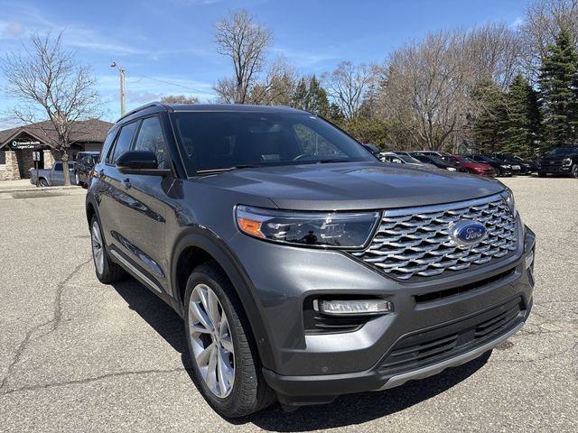 Certified 2022 Ford Explorer Platinum w/ Equipment Group 601A image 2
