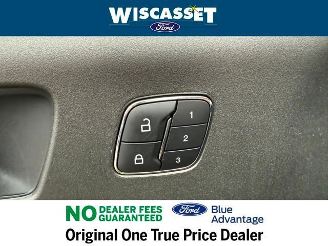 Certified 2025 Ford Bronco Sport Outer Banks w/ Outer Banks Tech Package+ AWD/4WD image 36