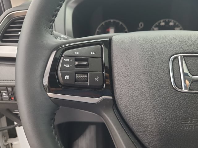 Used 2025 Honda Odyssey EX-L image 32