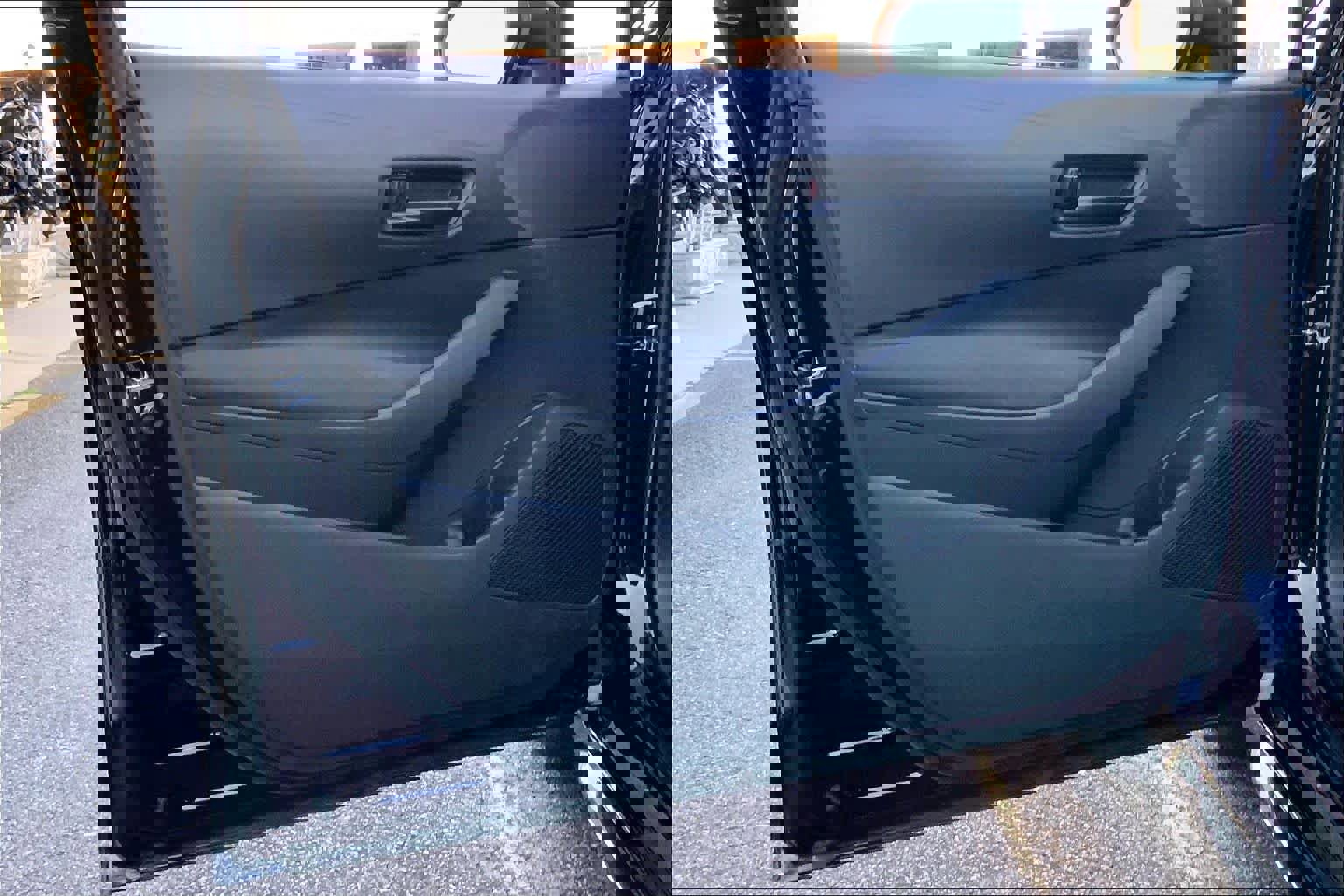 Used 2023 Toyota Corolla LE image 21