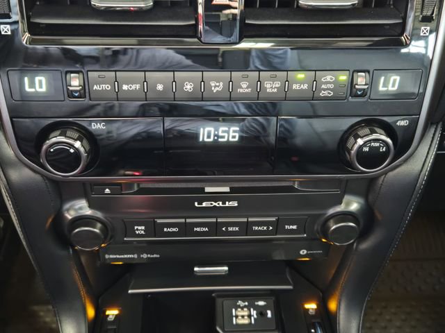 Used 2022 Lexus GX 460 w/ Black Line Special Edition image 21